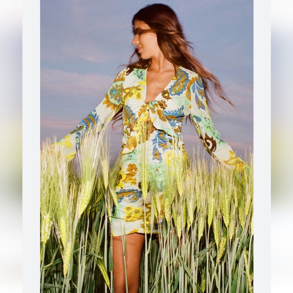 ZARA Bloggers Fav Dress😍🌈 - Picture 3 of 14